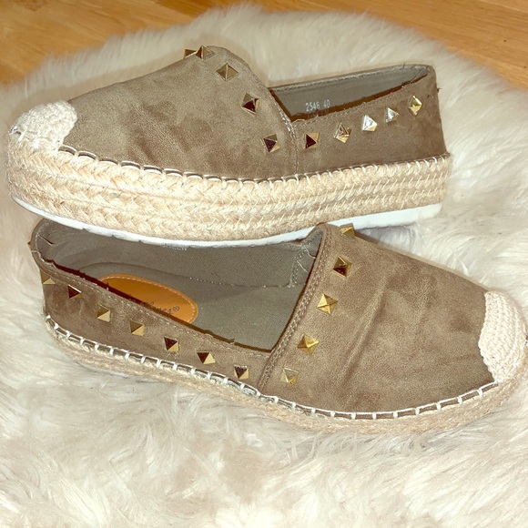 From Italy!!!! Espadrilles!! - Picture 1 of 5